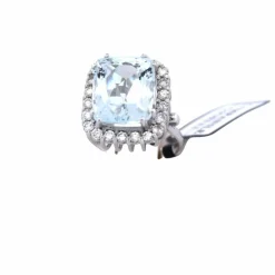 Bague en or avec aigue-marine et diamants