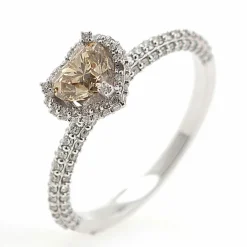 Bague en or avec diamant champagne et diamants blancs