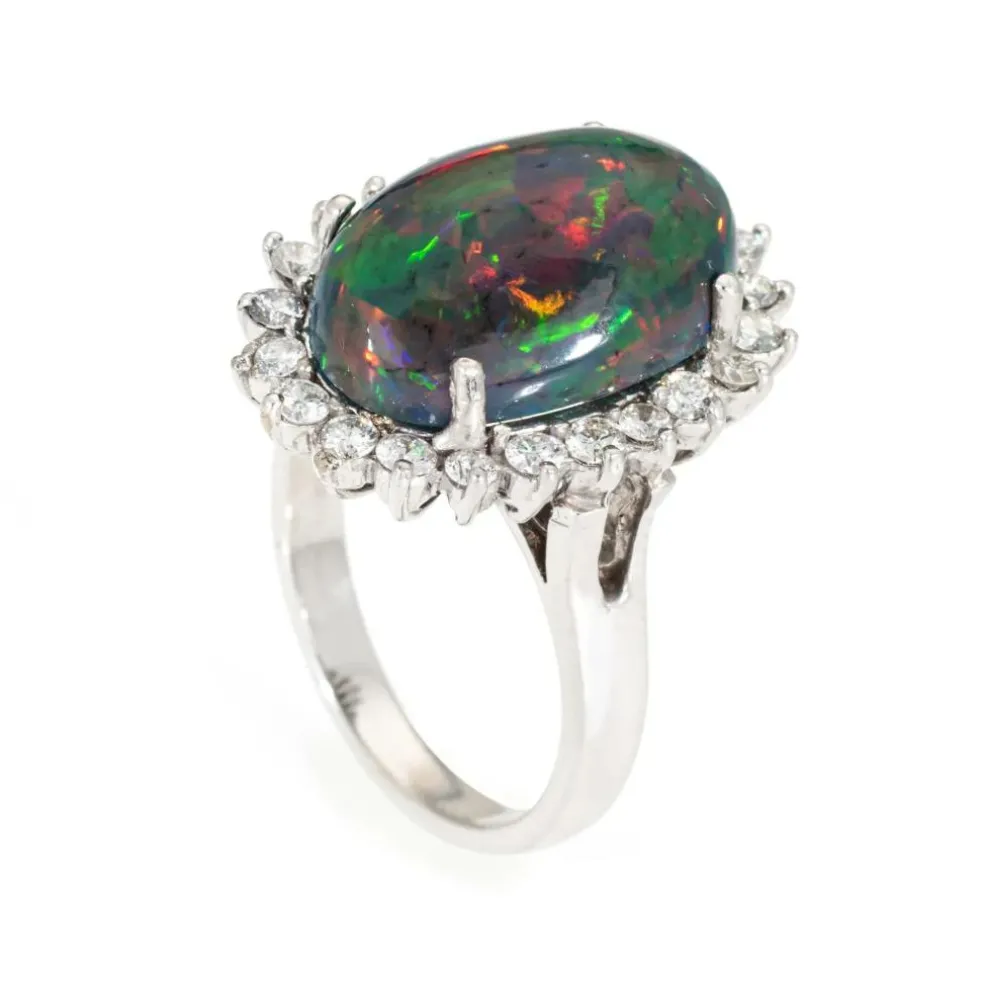 Bague en or avec diamant et opale noire éthiopienne de 8,10 ct