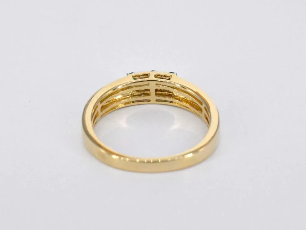 Bague en or avec diamant et pierres précieuses multicolores