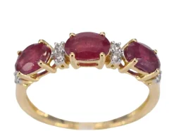 Bague en or avec diamants et rubis