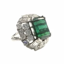 Bague en or avec diamants et tourmaline verte