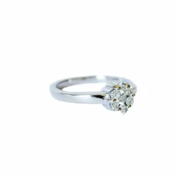 Bague en or avec diamants
