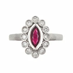 Bague en or avec rubis sang de pigeon de Birmanie et diamants