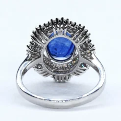 Bague en or avec saphir et diamant