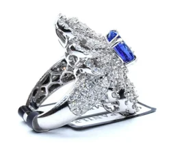 Bague en or avec tanzanite et diamants