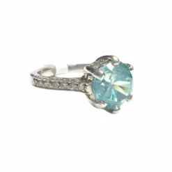 Bague en or avec zircon et diamants