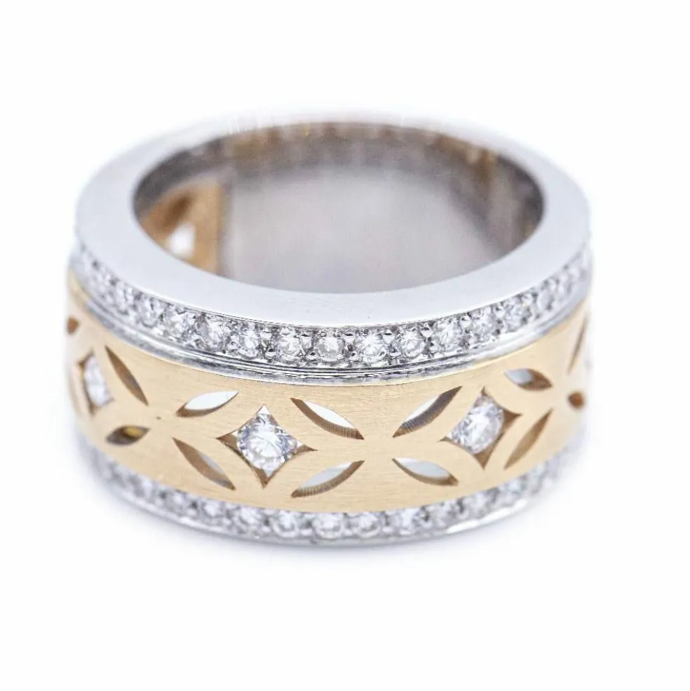 Bague en or bicolore avec diamants