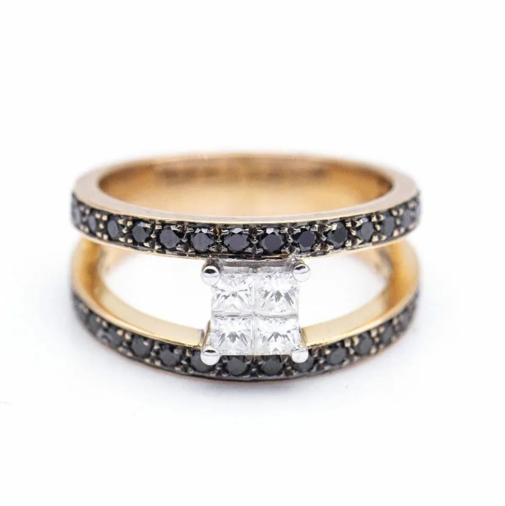 Bague en or bicolore et diamants