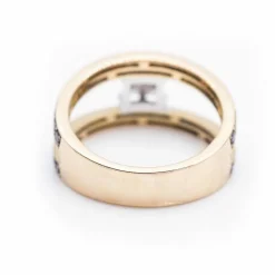 Bague en or bicolore et diamants