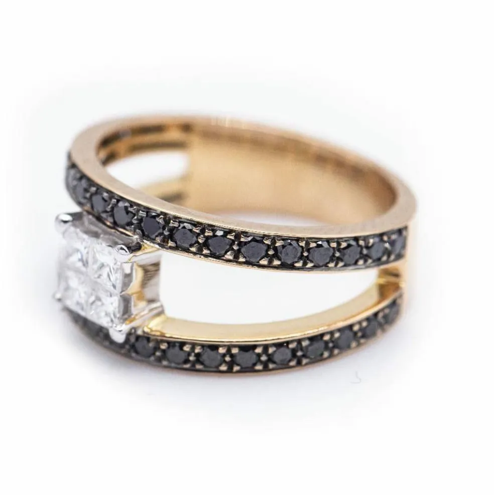 Bague en or bicolore et diamants