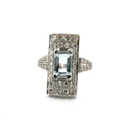 Bague en or blanc 18 carats avec aigue-marine et diamants