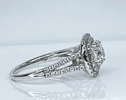 Bague en or blanc 18 carats, diamant 1,22 carat couleur E blanc exceptionnel