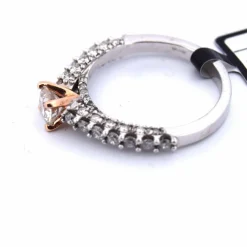 BAGUE EN OR BLANC 18 KT