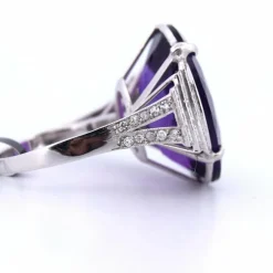 BAGUE EN OR BLANC 18 KT - AMÉTHYSTE ET DIAMANTS