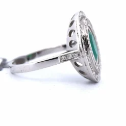BAGUE en OR BLANC 18 KT - ÉMERAUDE et DIAMANTS ''ART DÉCO''