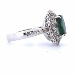 BAGUE EN OR BLANC 18 KT - ÉMERAUDE 2,80 ct - DIAMANTS