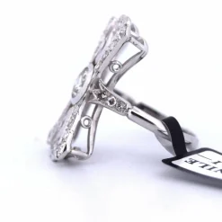 BAGUE EN OR BLANC 18 KT ET DIAMANTS - ART DÉCO