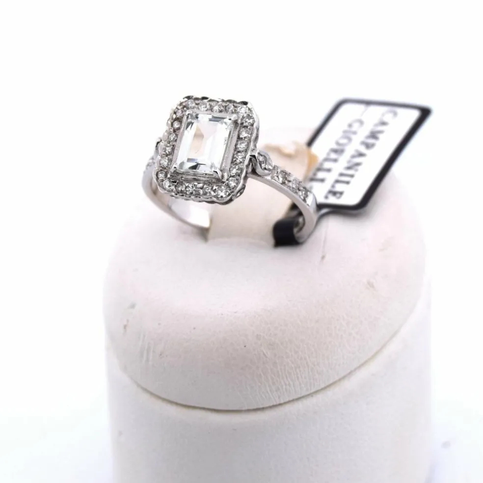Bague en or blanc avec aigue-marine et diamant