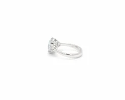 Bague en or blanc avec aigue-marine et diamants
