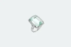 Bague en or blanc avec aigue-marine et diamants