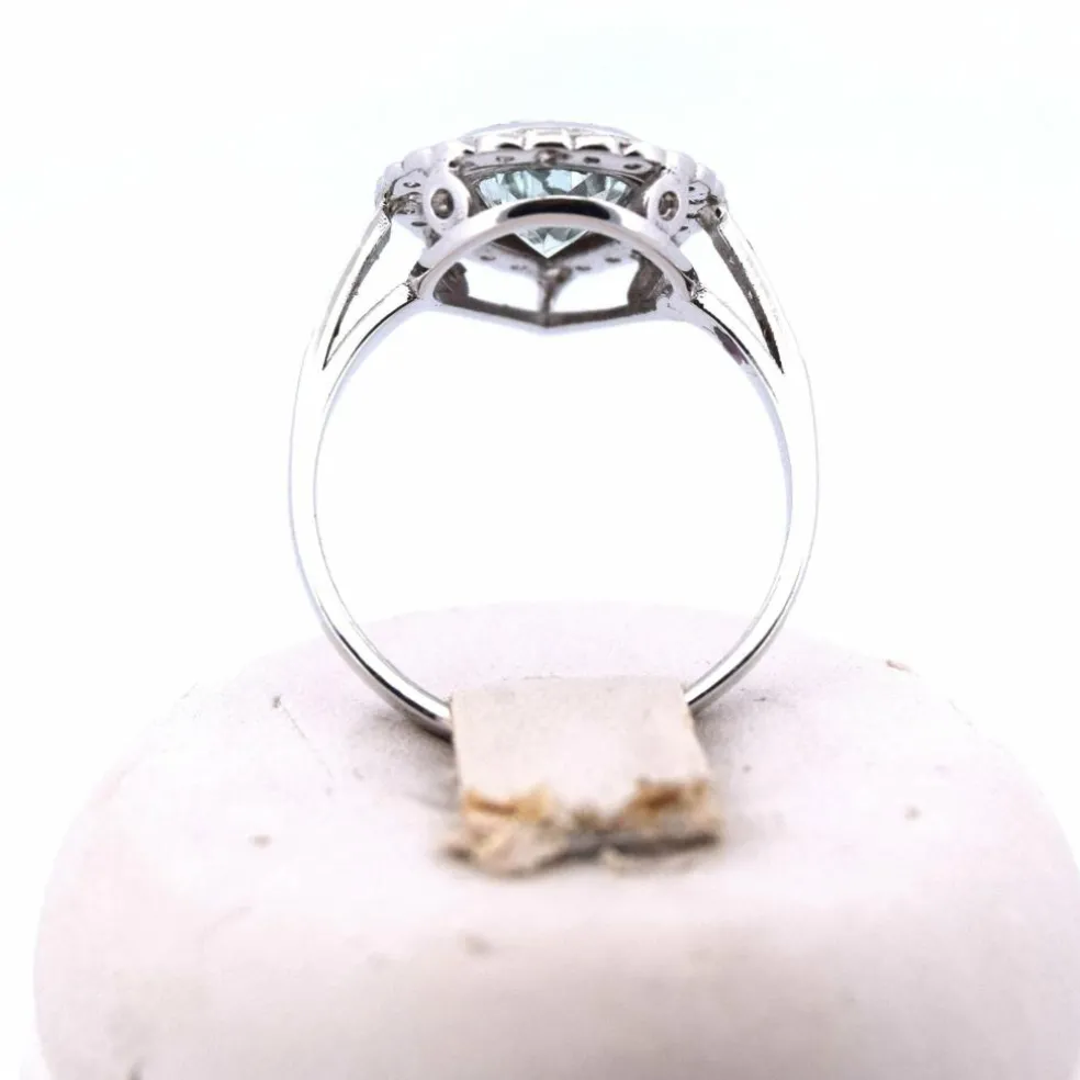 Bague en or blanc avec aigue-marine et diamant