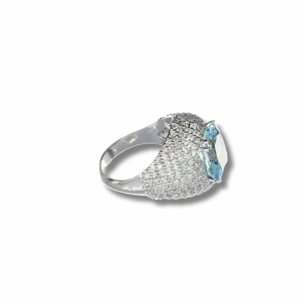 Bague en or blanc avec aigue-marine et diamants certifiés