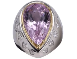 bague en or blanc avec améthyste poire et diamant
