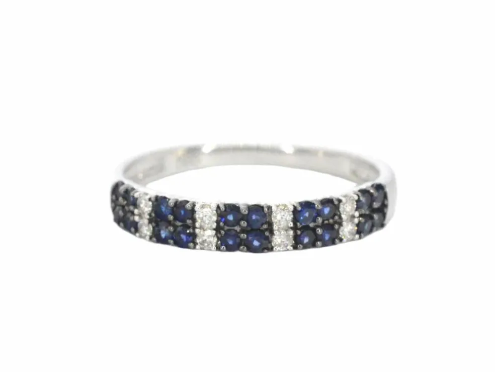Bague en or blanc avec diamants et saphirs