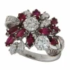 Bague en or blanc avec diamants et rubis