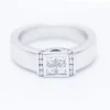 Bague en or blanc avec diamants