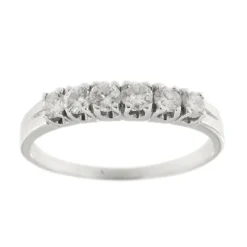 Bague en or blanc avec diamants