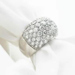 Bague en or blanc avec diamants de 2,80 carats
