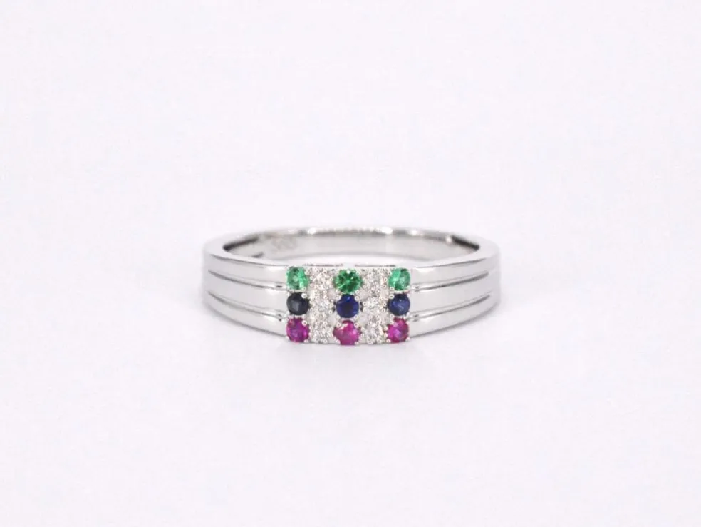 Bague en or blanc avec diamant et pierres précieuses multicolores
