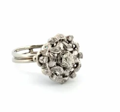 Bague en or blanc avec diamants