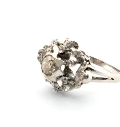 Bague en or blanc avec diamant