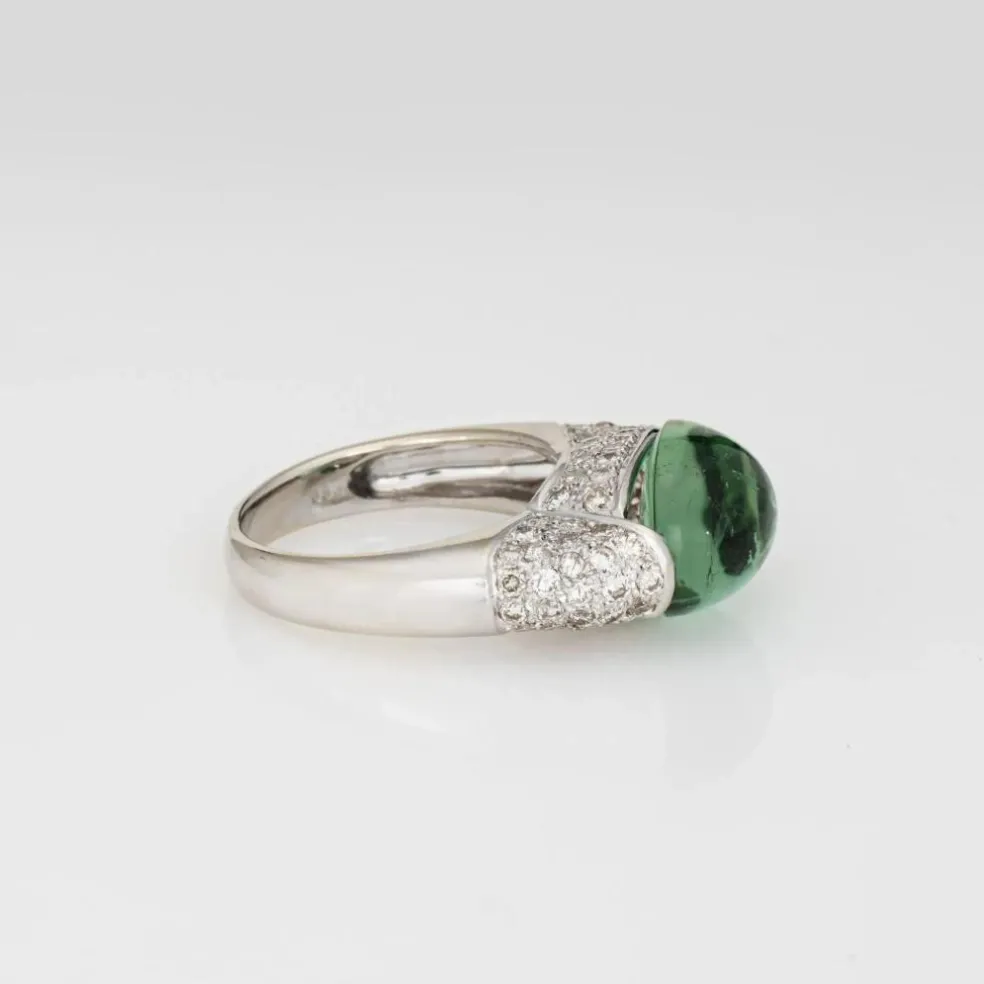 Bague en or blanc avec diamants et tourmaline verte écume de mer