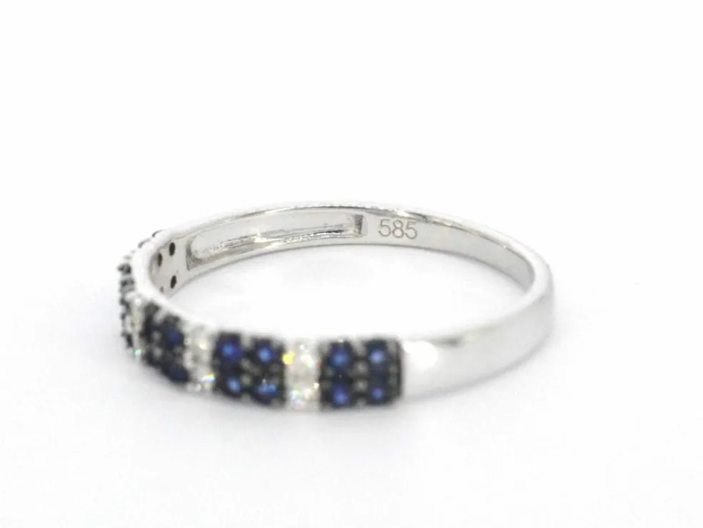 Bague en or blanc avec diamants et saphirs