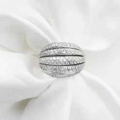 Bague en or blanc avec diamants de 0,76 carat
