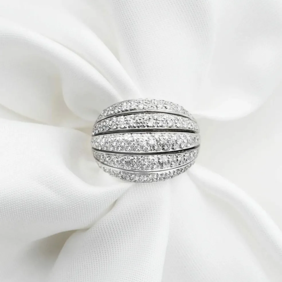 Bague en or blanc avec diamants de 0,76 carat