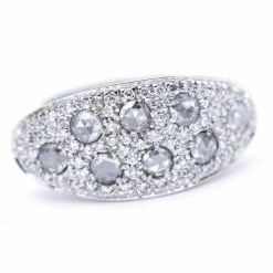 Bague en or blanc avec diamants