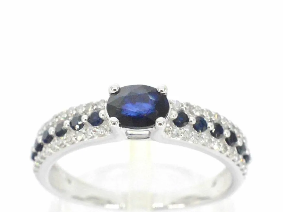 Bague en or blanc avec diamants et saphirs