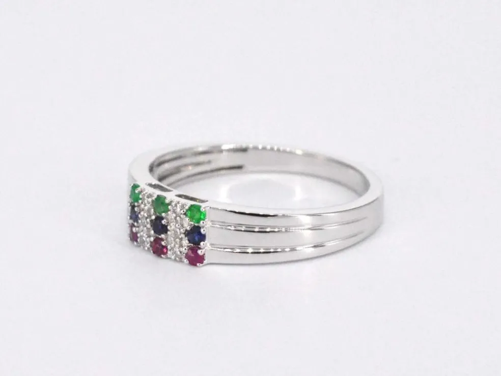 Bague en or blanc avec diamant et pierres précieuses multicolores