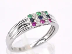 Bague en or blanc avec diamant et pierres précieuses multicolores