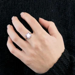Bague en Or blanc avec Kunzite
