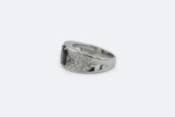 Bague en or blanc avec pavé de diamants