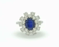 Bague en or blanc avec saphir 1,83 et diamants