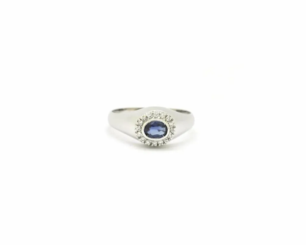 Bague en or blanc avec saphir et diamants