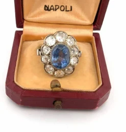 Bague en or blanc avec saphir et diamants