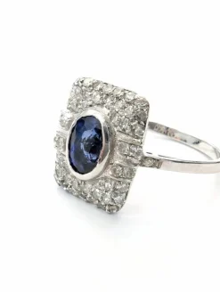 Bague en or blanc avec saphir et diamants